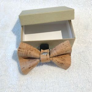 FREE- Cork Bow Tie